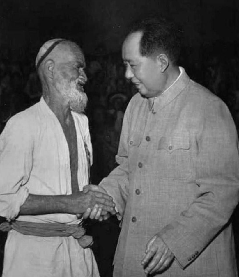 1956年，那位骑着毛驴去北京见毛主席的*疆新**老农，最后见到了吗？