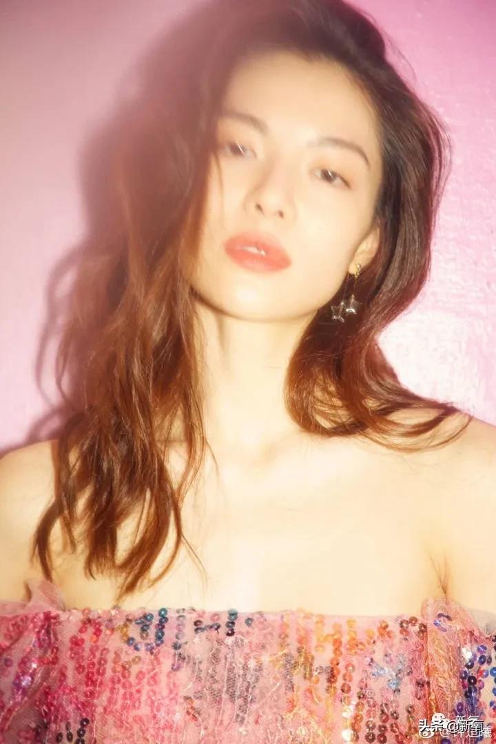 钟楚曦给网红化妆,钟楚曦百变波点