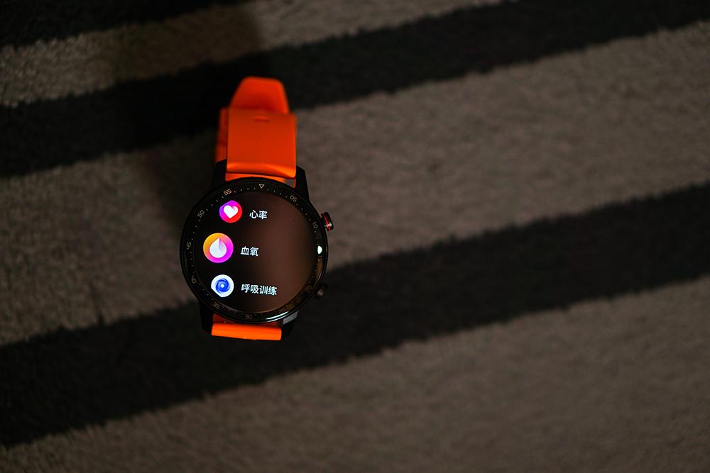 如何将智能手表用到极致,运动智能手表怎么调时间和日期