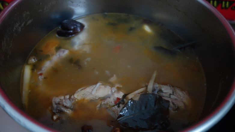 网红柳州十年老牌螺蛳汤粉怎么熬,老字号螺蛳粉配方