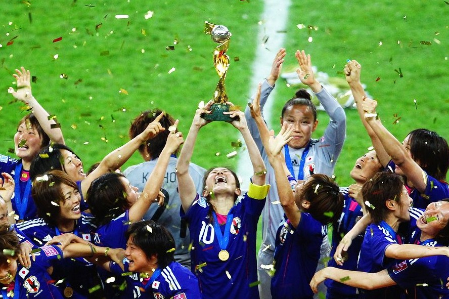 96年低谷足球之夜ac米兰,2014年世界杯惨案罗纳尔多