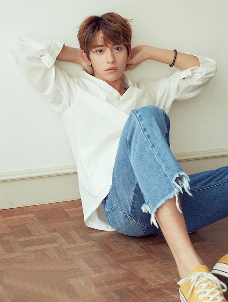 学校校草的穿搭该咋穿,学院风穿搭樱花校园