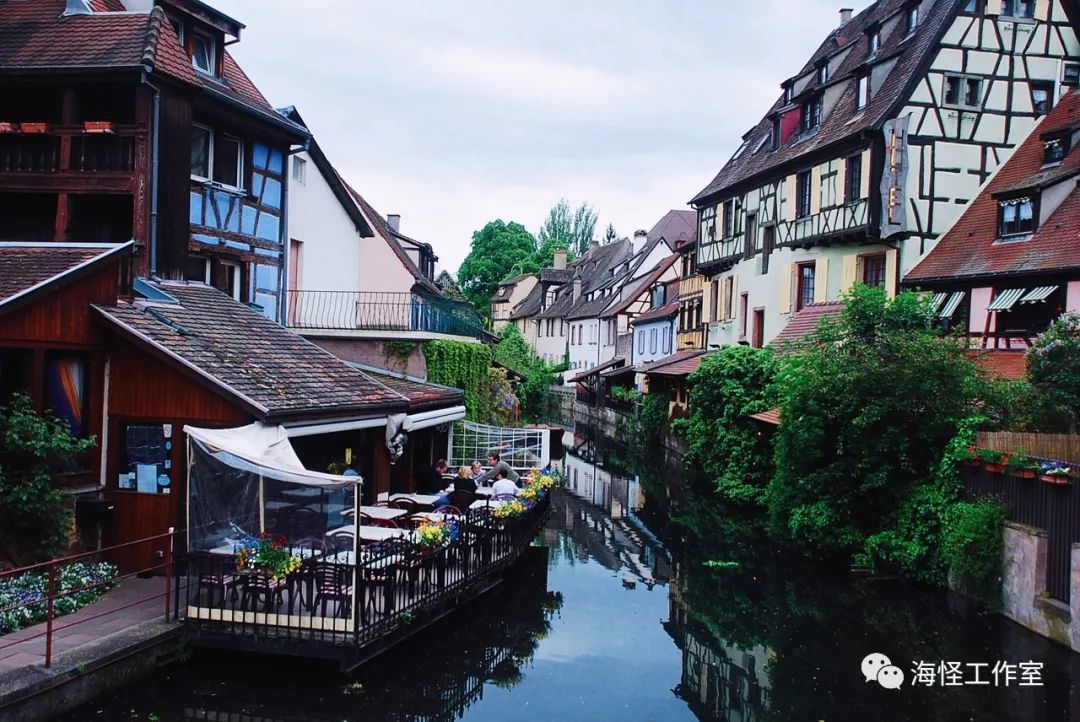 在法国留学的中国学生,在中国生活8年的法国小哥回国后