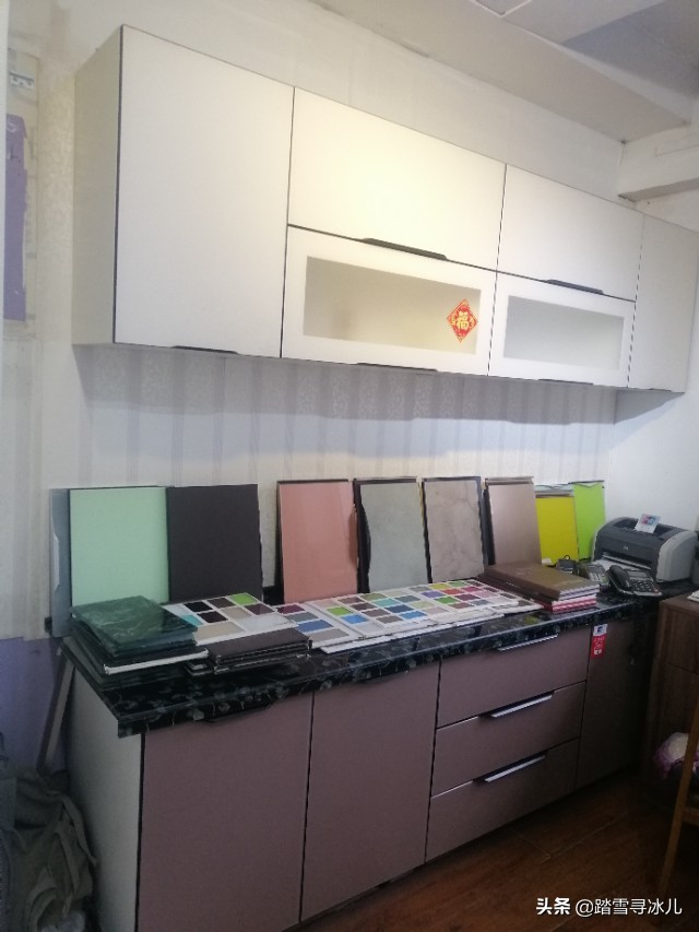 pet材质的橱柜门板好吗,橱柜门板表面几毫米透明材质