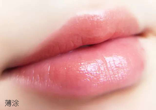 dior变色唇膏老款和新款 (黑皮dior变色润唇膏)