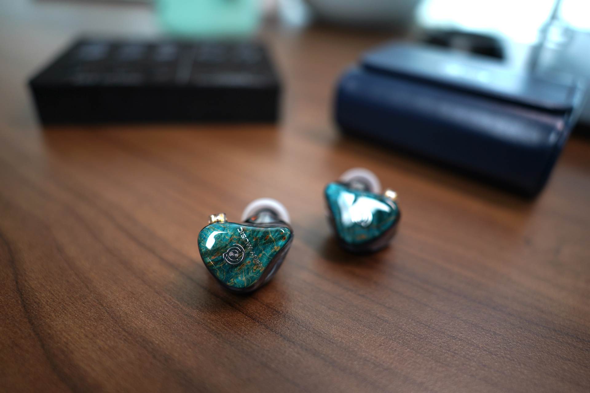 喜欢听歌的人，大多都是孤独的，盘点我手头的Music装备