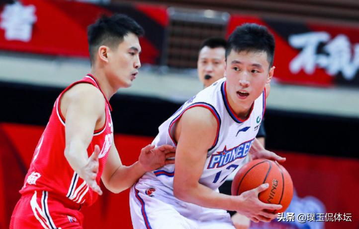 今日辽宁男篮新消息,辽宁男篮三连冠新闻发布会