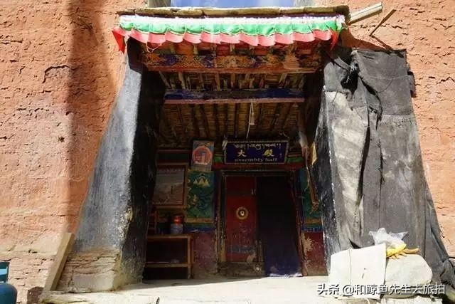 珠峰8844纪念碑和地球第三极,珠峰8844纪念碑在景区内多远