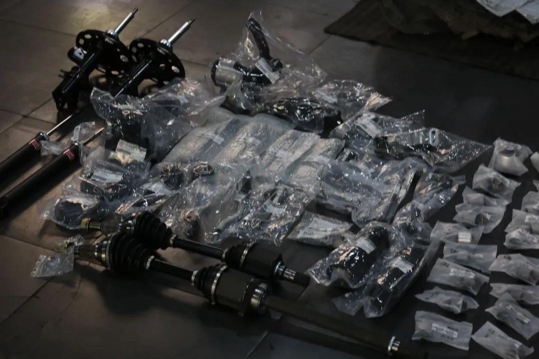 怪兽修理车,怪兽车维修视频