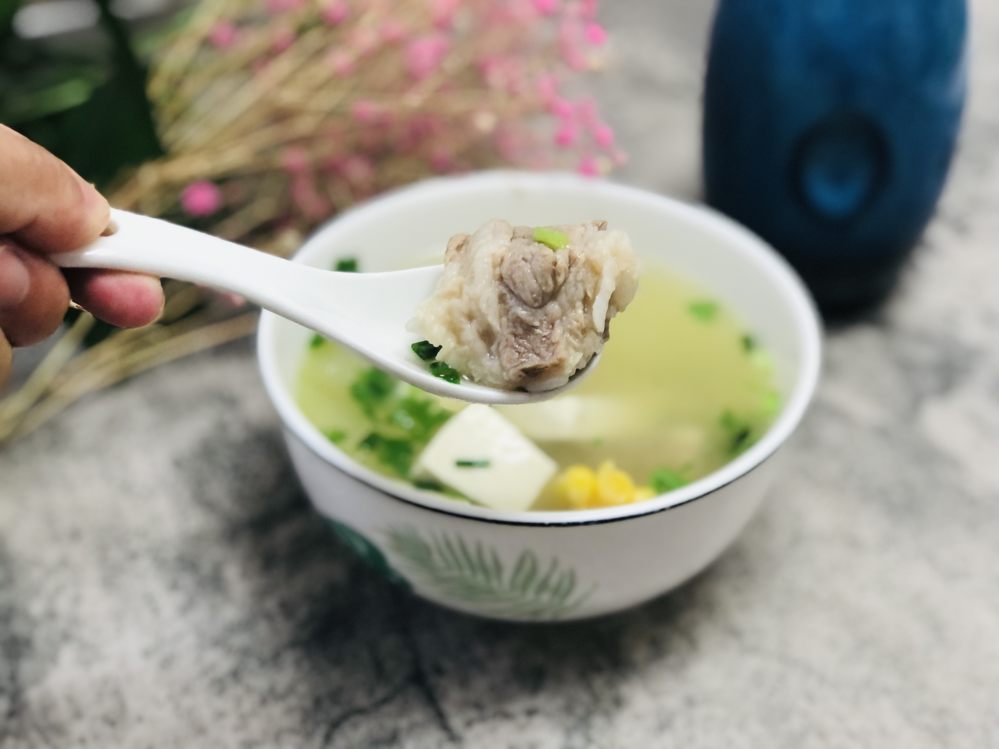 做冬瓜排骨汤要不要放桂皮,做冬瓜排骨汤排骨要用冷水泡多久