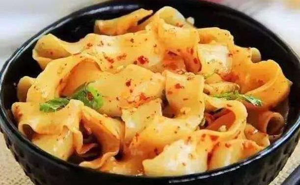 做油泼面的要用什么面,油泼面怎么做才更好吃