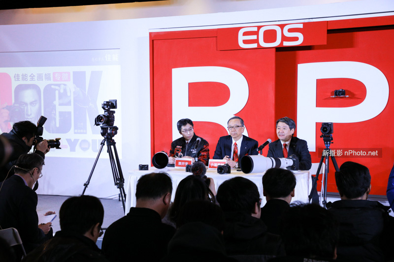 佳能傲视群雄,佳能在微单里为何会败给索尼