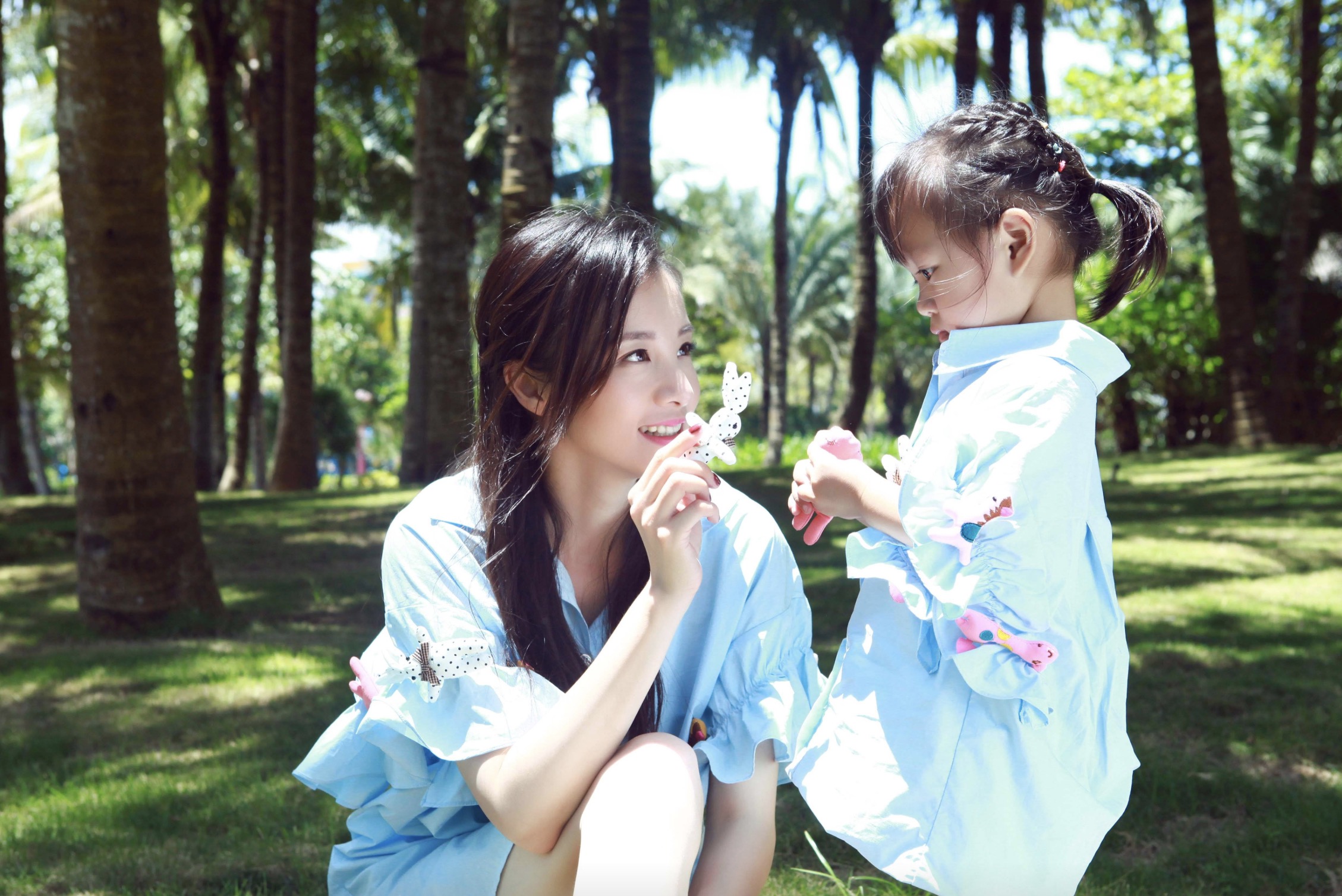 儿子误把502胶水滴眼睛,宝宝误将502滴入眼睛