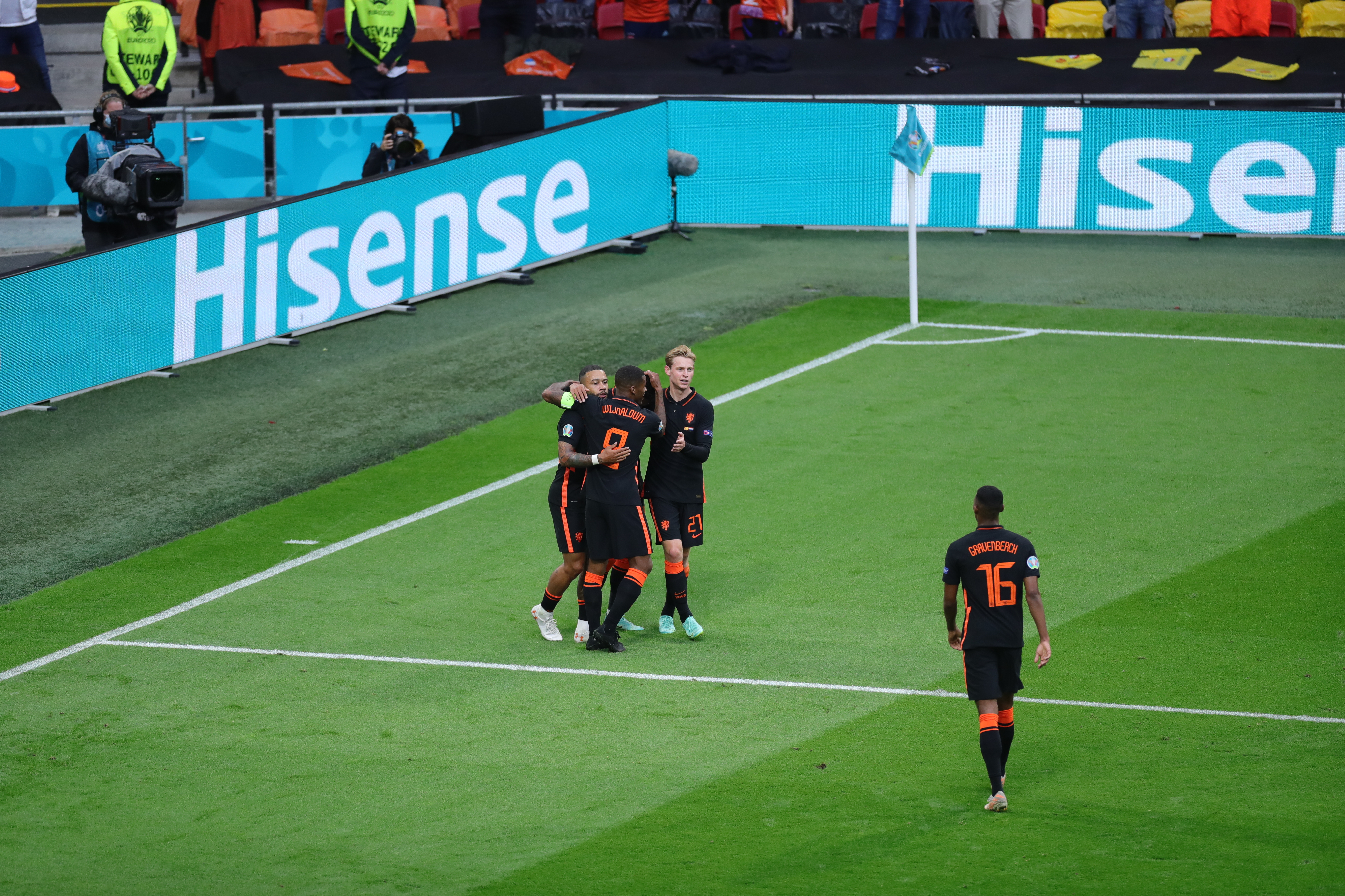 欧洲杯全胜夺冠球队,欧洲杯荷兰比利时全胜晋级16强