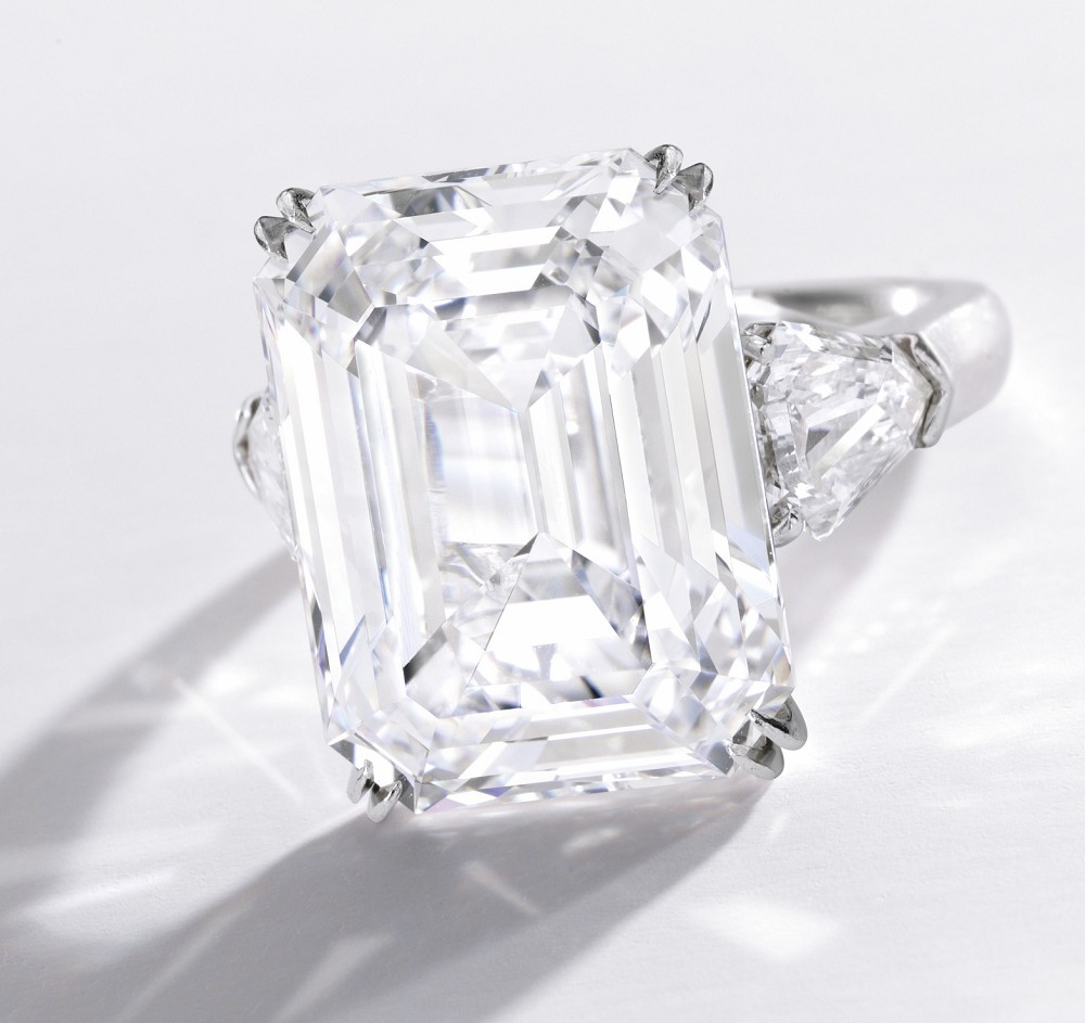 皇冠款钻戒杨颖,杨颖的皇冠钻戒多少钱