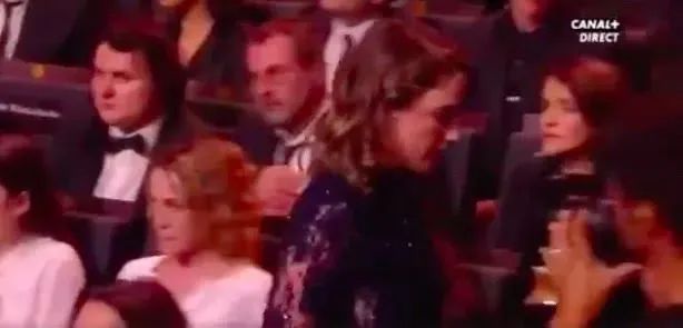 本以为是导演*规则潜**女演员，没想到还有这操作？