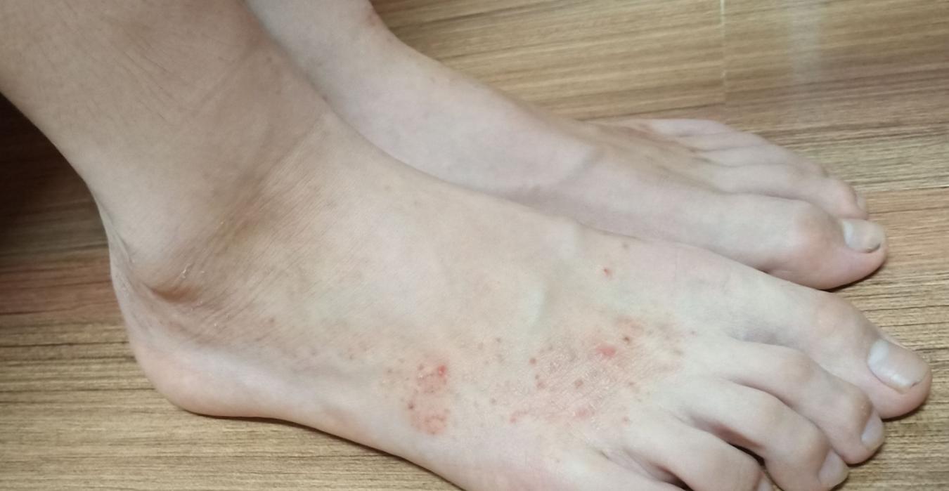 为什么日本人一年四季都穿着袜子,为什么说穿袜子睡觉更好