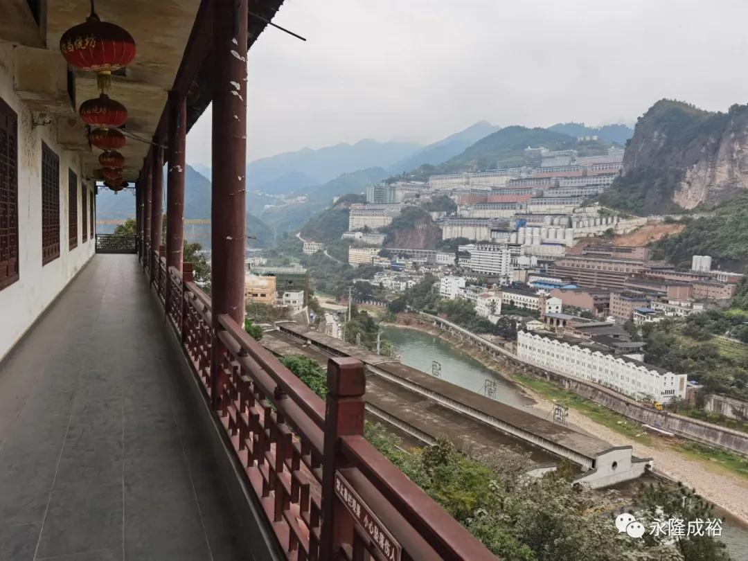 中心集团再下一城，永隆成裕的酱酒新品为什么值得期待？