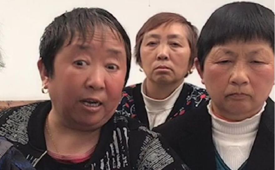 网红主播签约周某,网红周某开直播