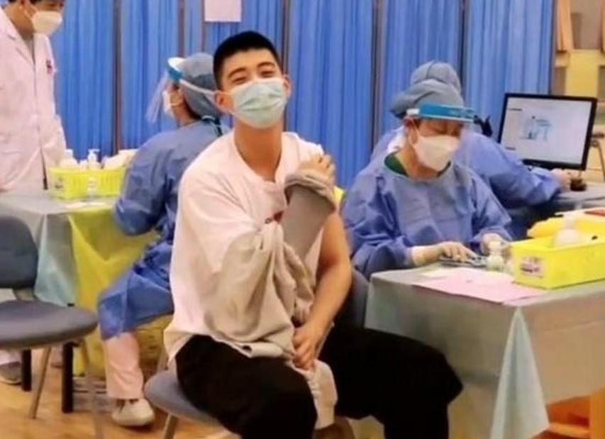 北体打疫苗的学生,北体体育生打疫苗