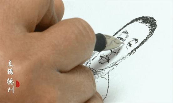 七旬老人创作画,老年人绘画直播