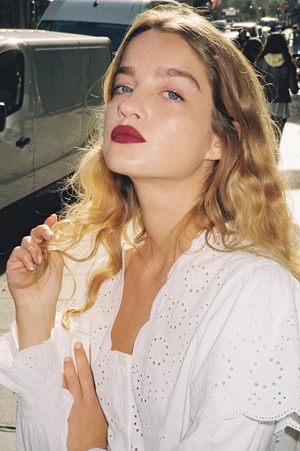 想要自然红唇选什么色号唇膏,秋冬推荐必备十款唇膏