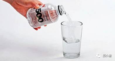 云川：全球最贵5款矿泉水，喝一口，半辆跑车钱没了