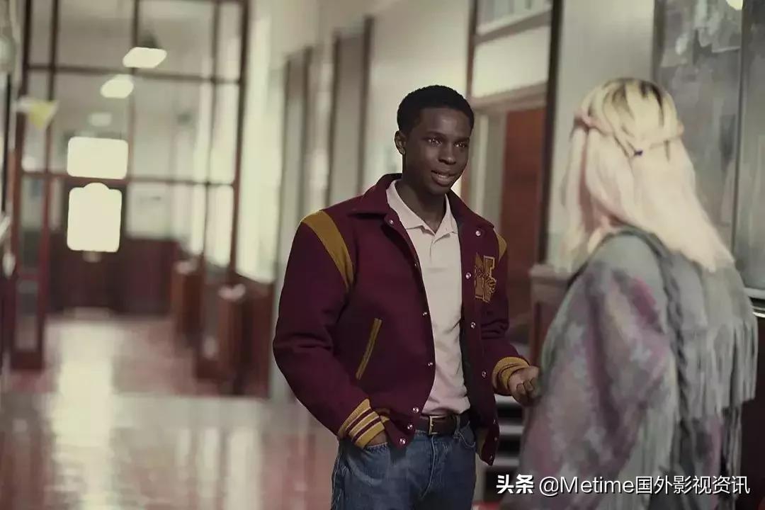 Netflix评价美剧《性教育》：美国高中电视剧的一封现代英氏情书