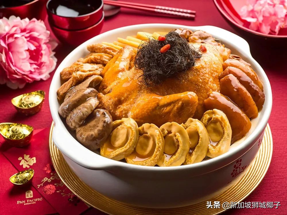 今年新加坡马来西亚的鲍鱼大降价！网友买来配泡面吃