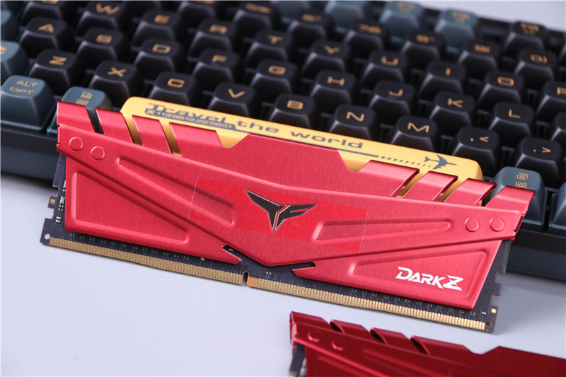 十铨ddr42400火神,十铨ddr4内存条测评