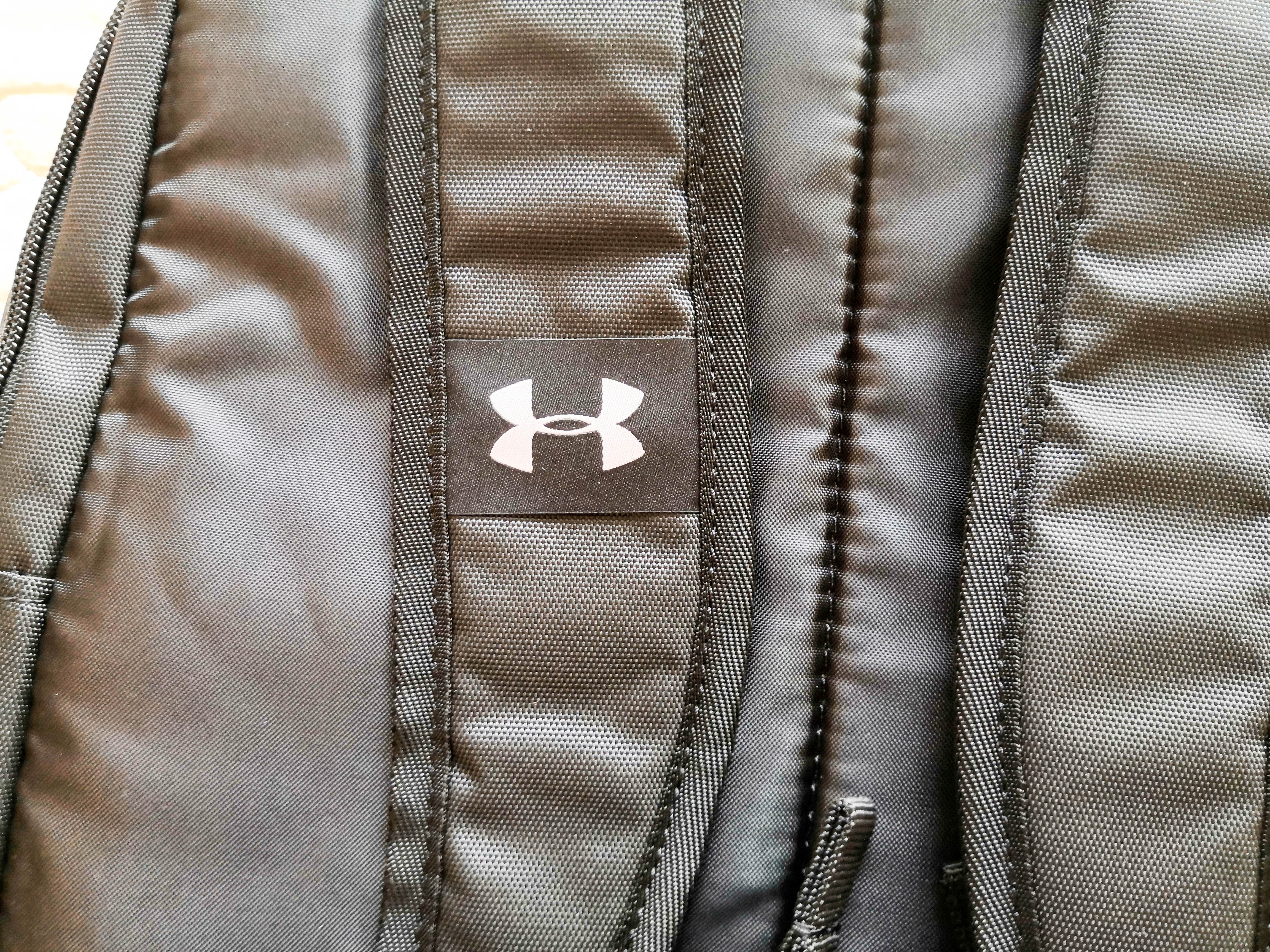 安德玛新品双肩背包测评,安德玛双肩包高版本