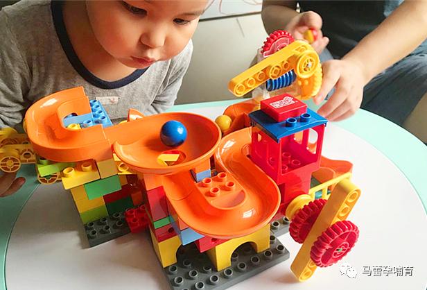 宅家创意搭建游戏,宅家亲子游戏及玩法