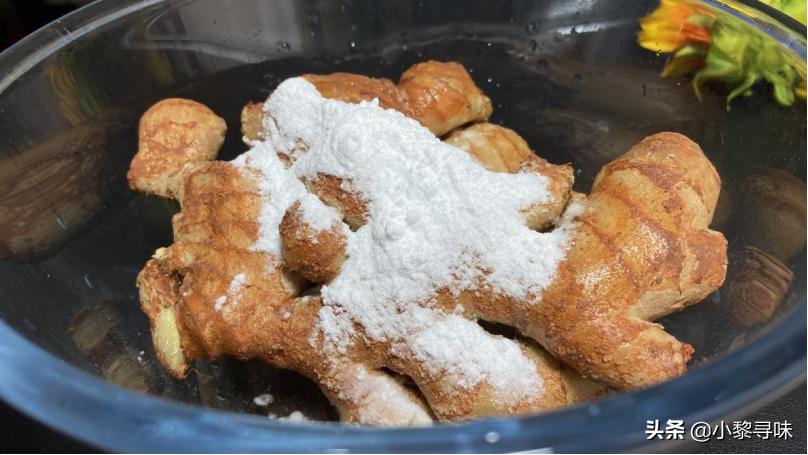 最近搬重物没力气，经常腰酸背痛，89岁外婆用几片生姜就搞定