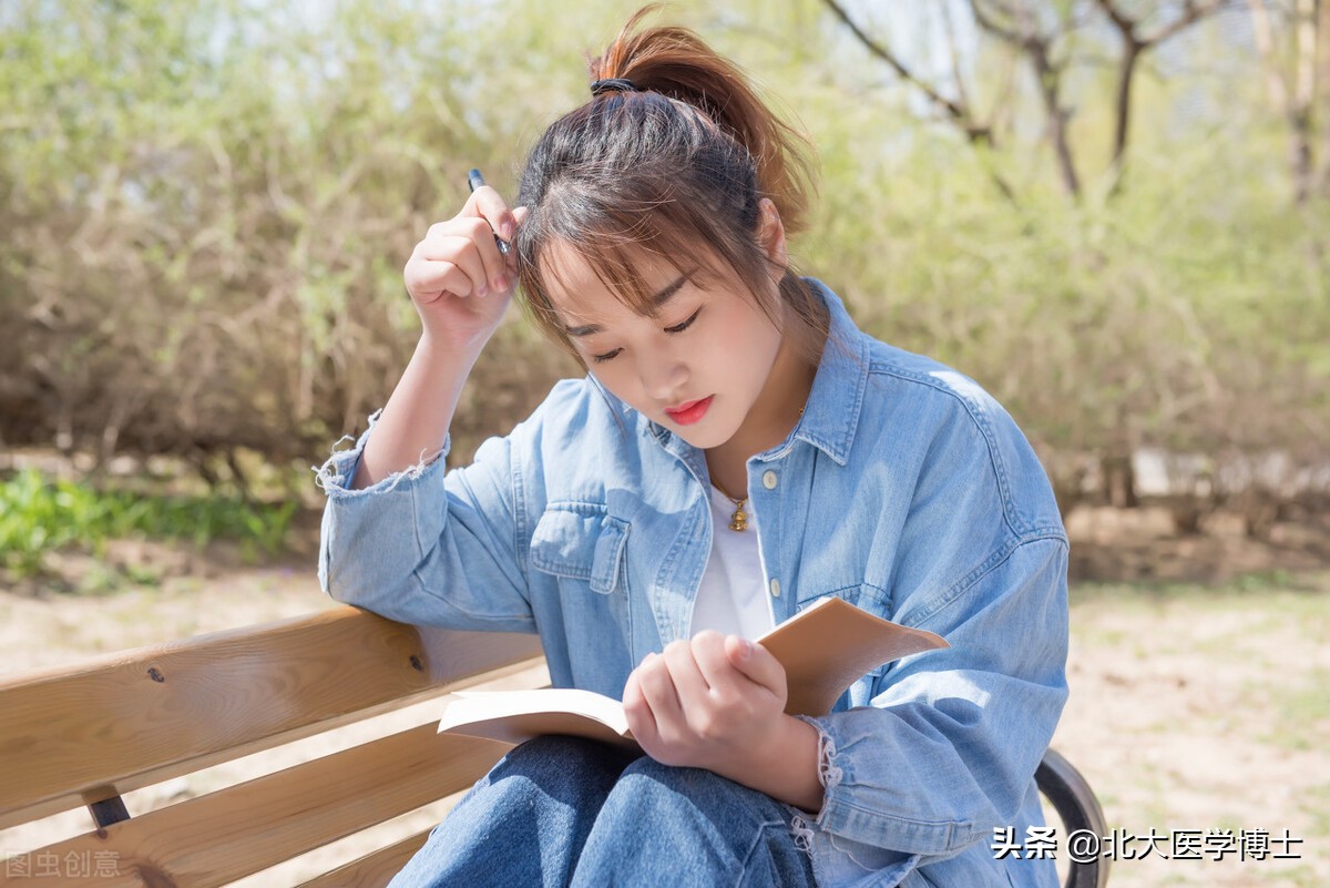 外阴白斑是血流不畅引起的嘛,瘙痒10年的外阴白斑如何解决