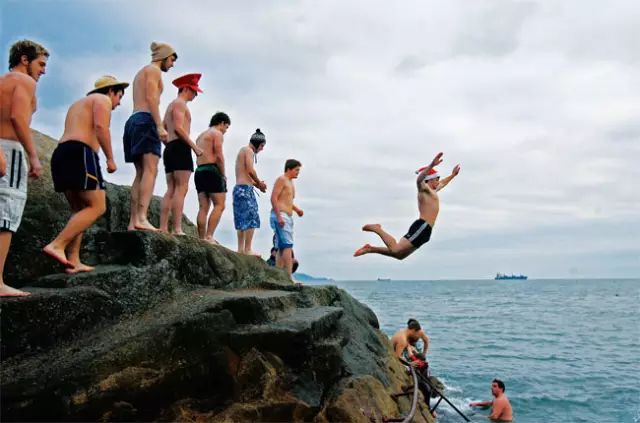 圣诞将至全球各地花式迎接,世界各地迎接圣诞节