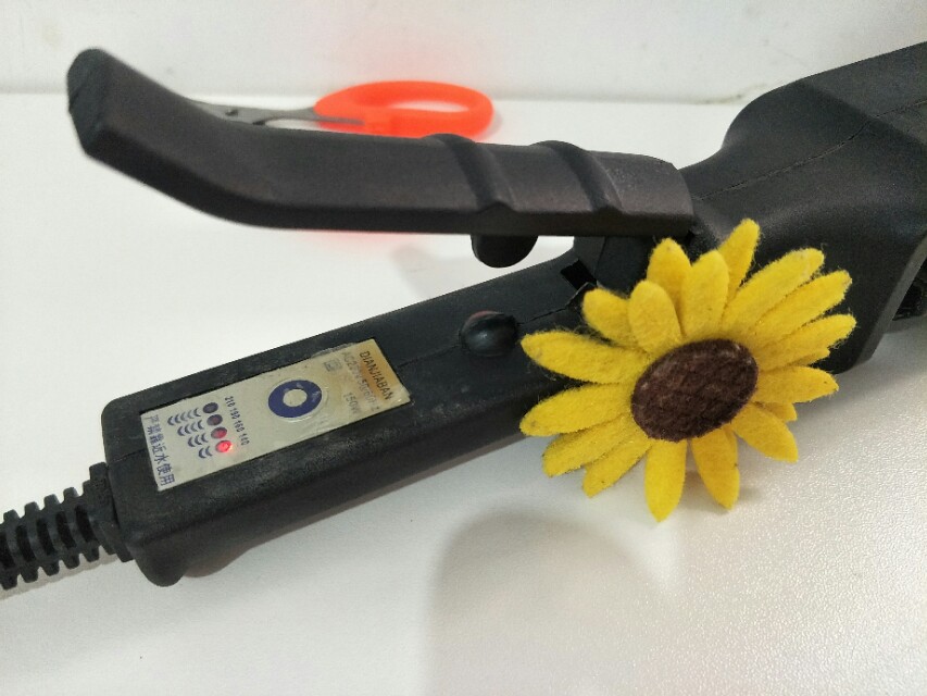 没有熨斗可以用什么烫衣服,不用熨斗怎么把衣服弄直