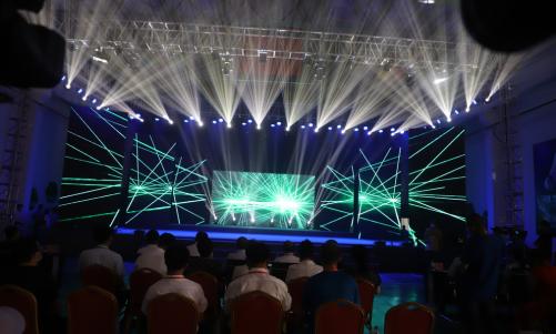 全球总决赛开幕式选手入场,齐聚天下中外搏击争霸赛