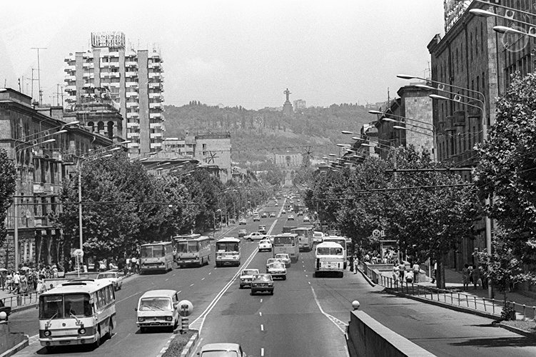 苏联解体后日子有多惨,亚美尼亚是苏联解体出来的吗