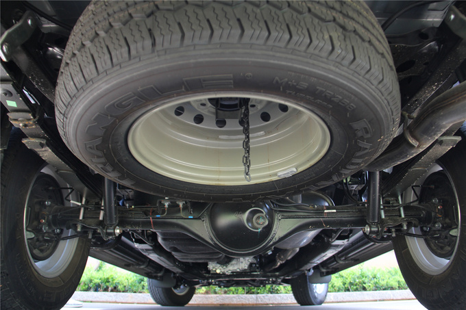 更年轻更舒适静态体验五十铃d-max,江西五十铃d-max哪款更值得买