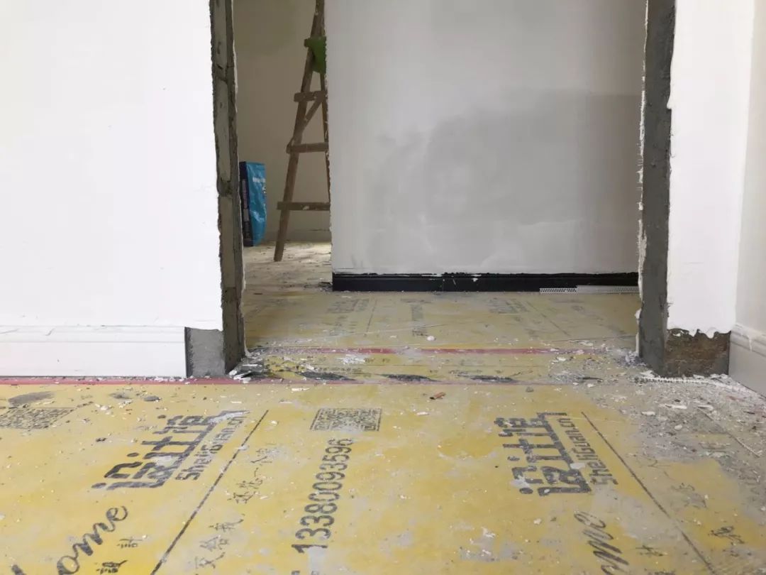 衣柜和瓷砖缝隙能用美缝剂吗,瓷砖缝隙太深美缝剂下塌怎么办