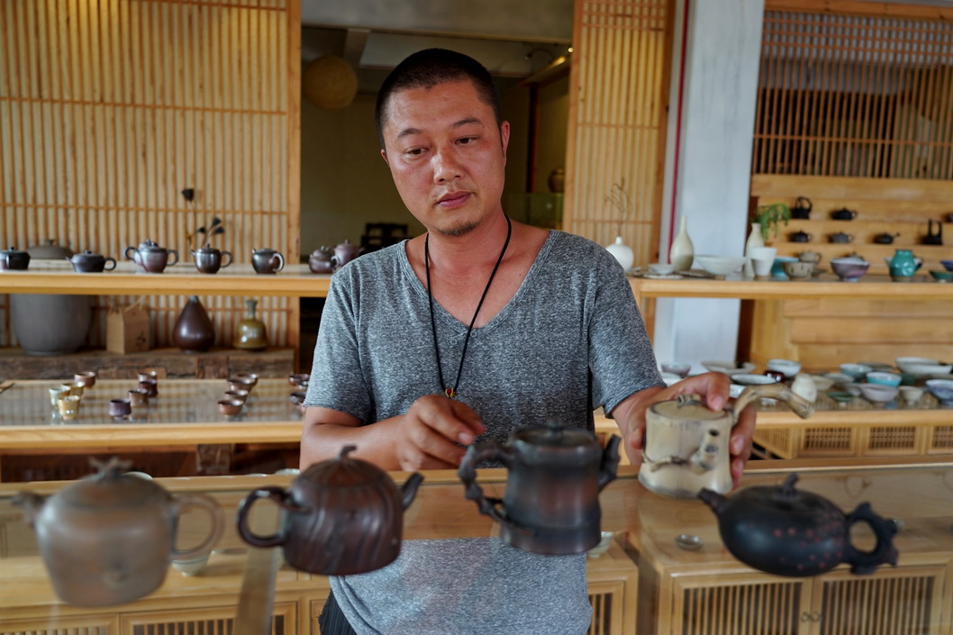 肖春魁作品,建水紫陶肖春魁价格