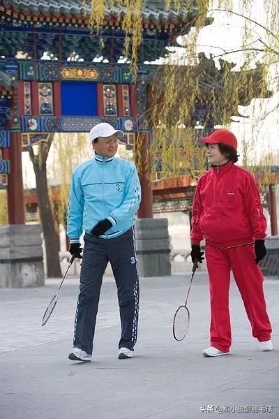 羽毛球有这16大优点，选择打羽毛球的你有多明智