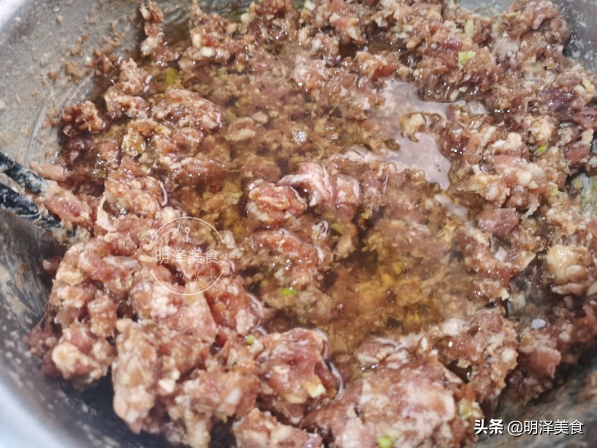 最好吃的牛肉萝卜馅饺子的做法,家常萝卜馅饺子做法