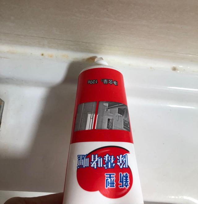 刚装修完的房子卫生间反臭怎么办,新装修的房子卫生间很臭怎么解决