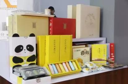 涓鍠滆缇庨鏀荤暐,涓鍠滆鐑樼剻鎶曠エ