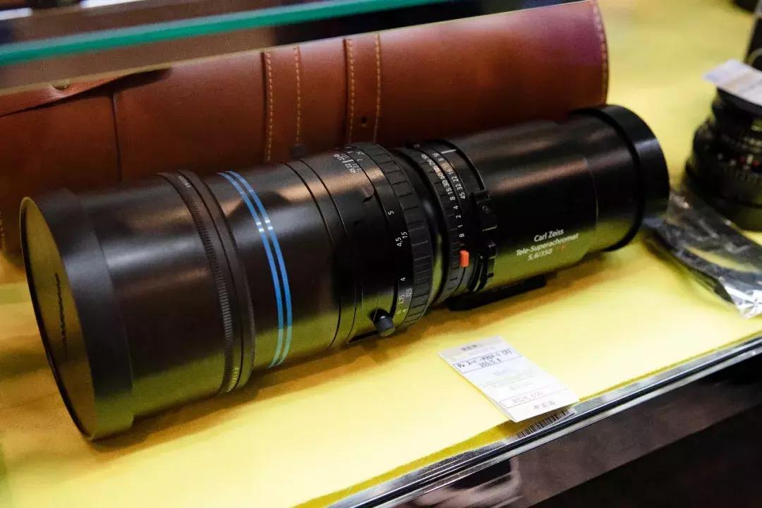 佳能相机二手卖多少钱,最便宜的佳能相机多少钱