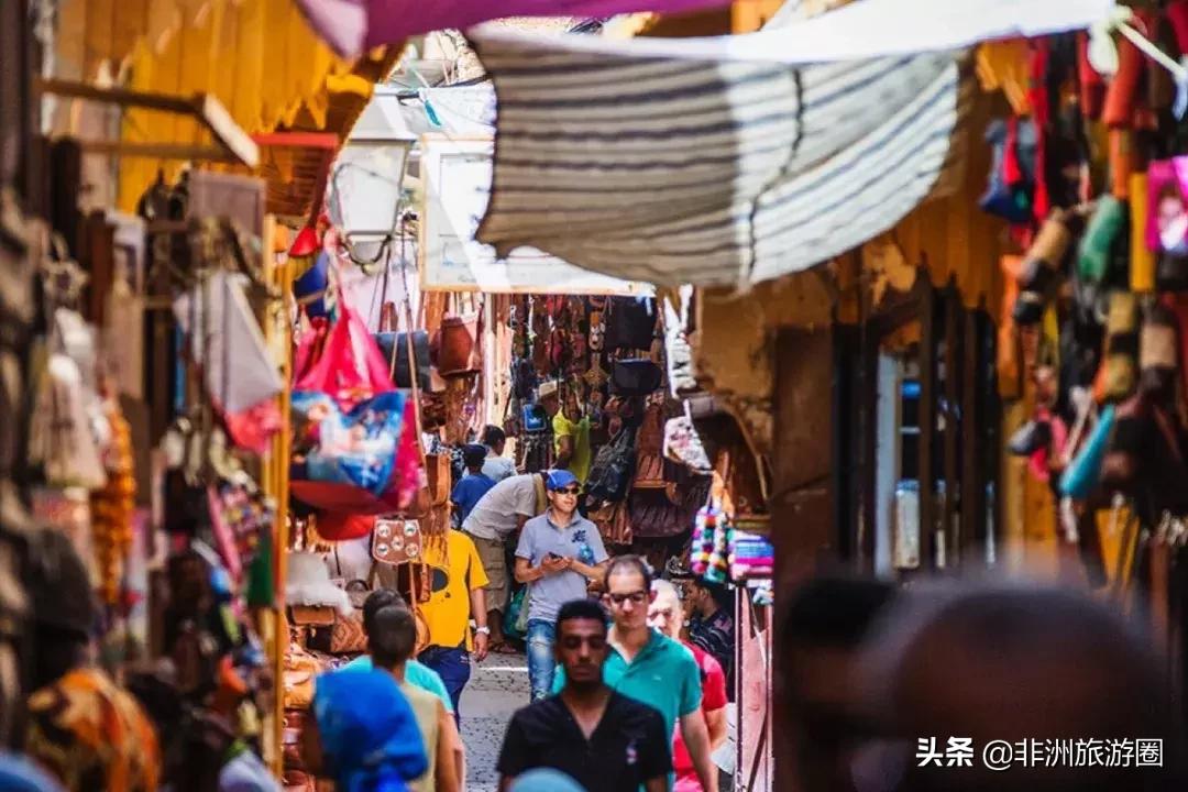 比欧洲便宜比希腊小众梦幻，这个免签的童话故事现实地千年摩洛哥