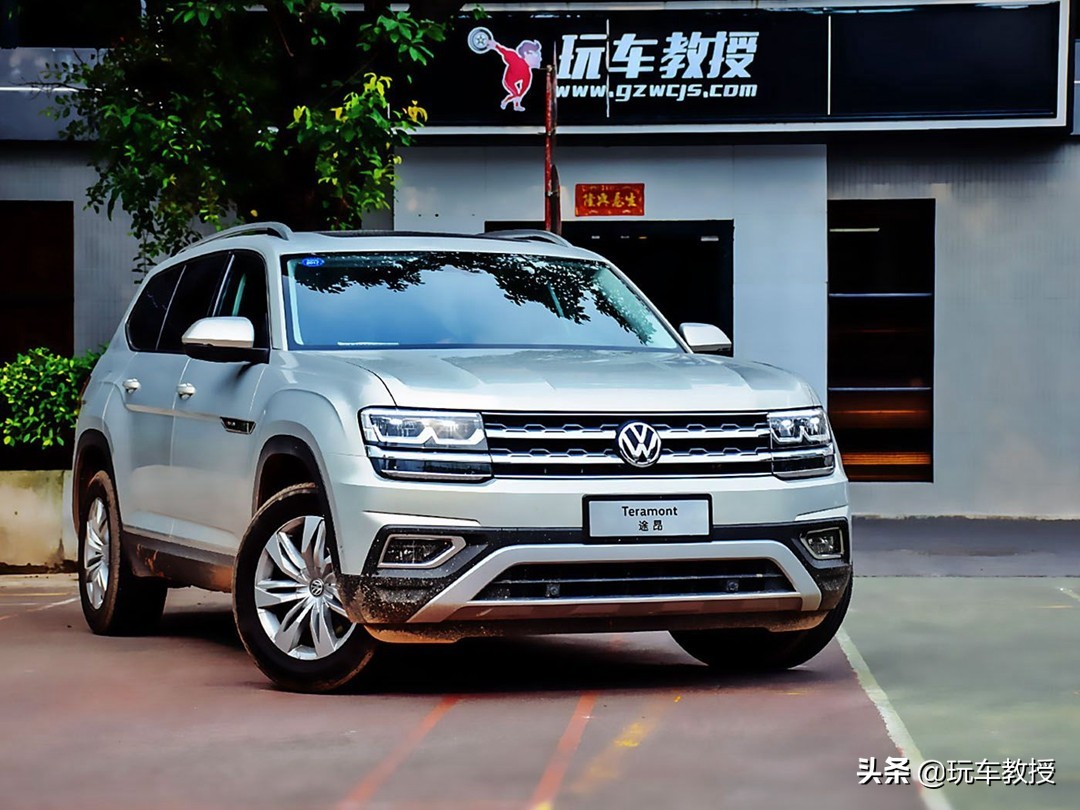 10年的大切诺基值得买吗,10年大切诺基