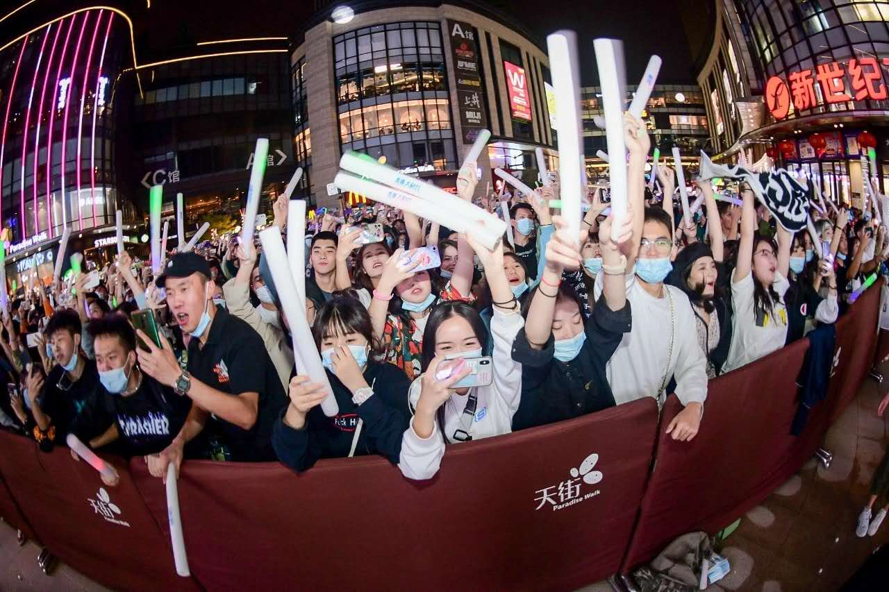 龙湖在重庆最成功的天街,重庆龙湖时代天街变化