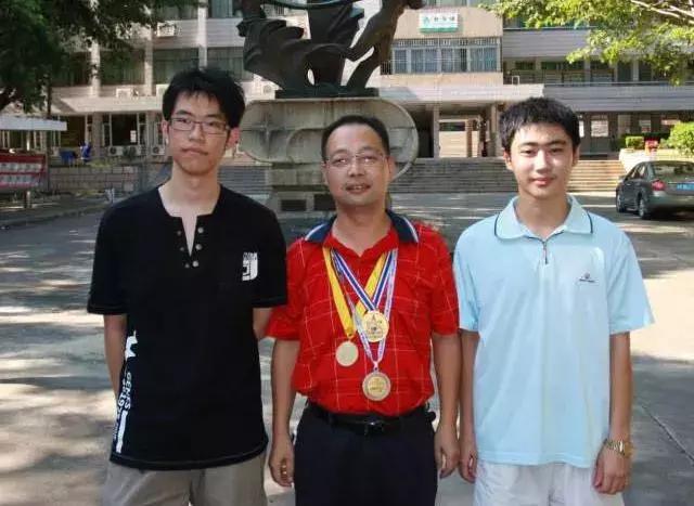 深中2023年考上清华北大几人,今年深中多少人被清华北大录取